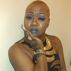 Meet your Posher, Sandy